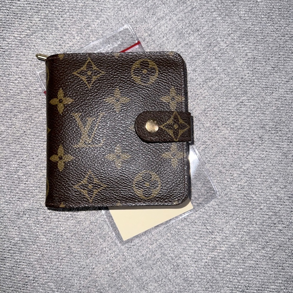 💯authentic LV new
